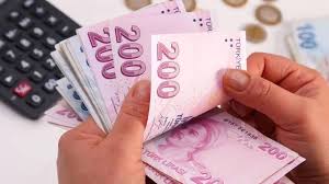 EN DÜŞÜK MEMUR MAAŞI ASGARİ ÜCRET OLUR MU?